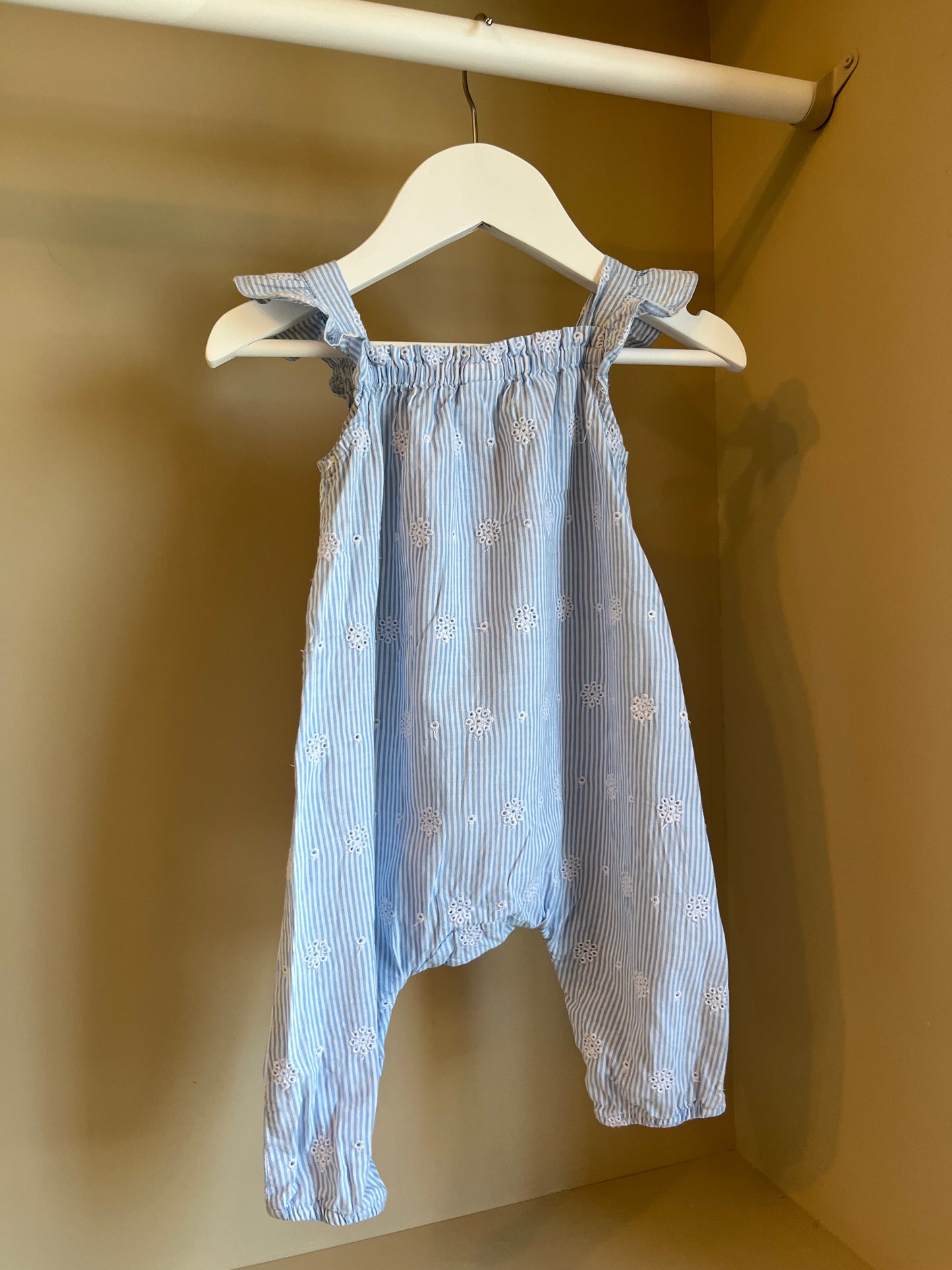 Jumpsuit stl 68 (4-6 mån) - H&M
