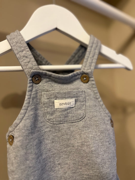 Hängselbyxor mjukis stl 68 (4-6 mån) - Newbie