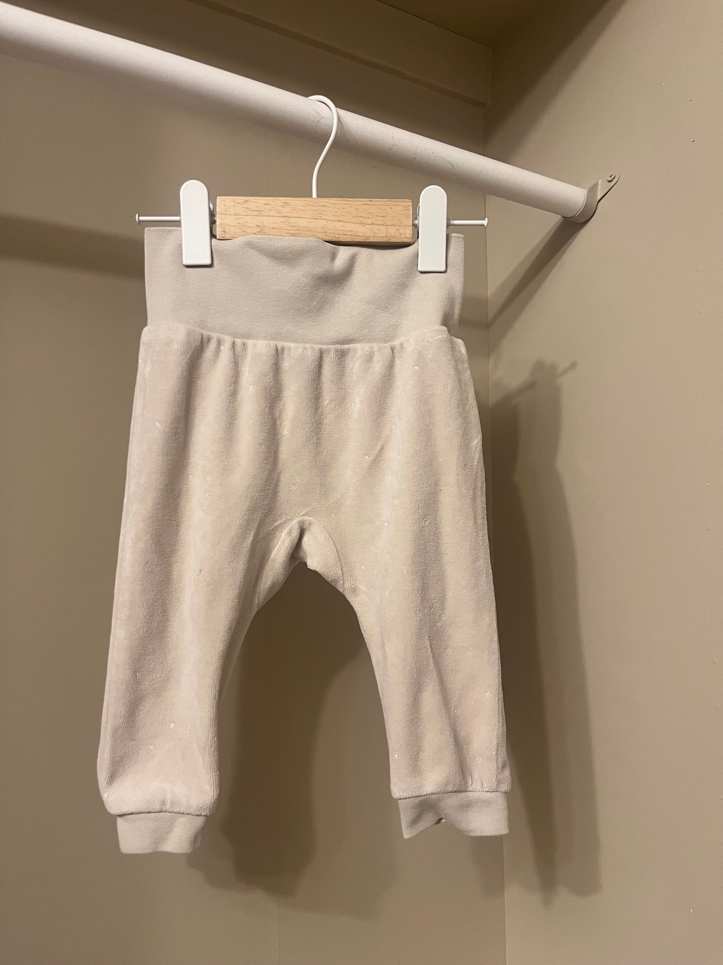 Set Luvtröja & byxa i velour stl 68 (4-6 mån) - Rikiki