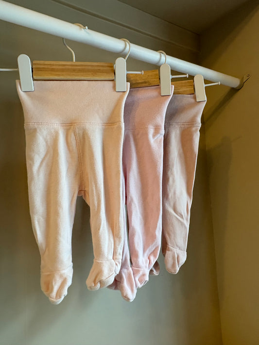 Byxor rosa med fötter 3 pack stl 50 (1-2 mån) - H&M