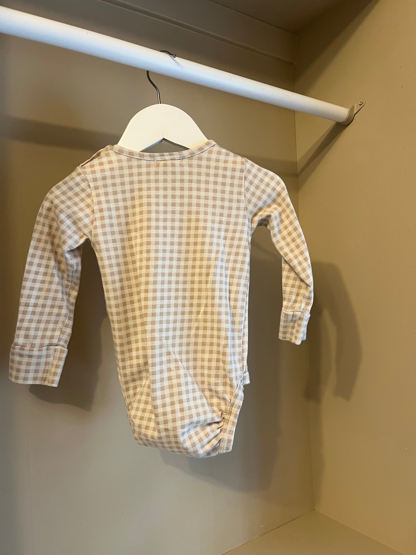 Body beige/vit rutig stl 74 (6-9 mån) - Newbie