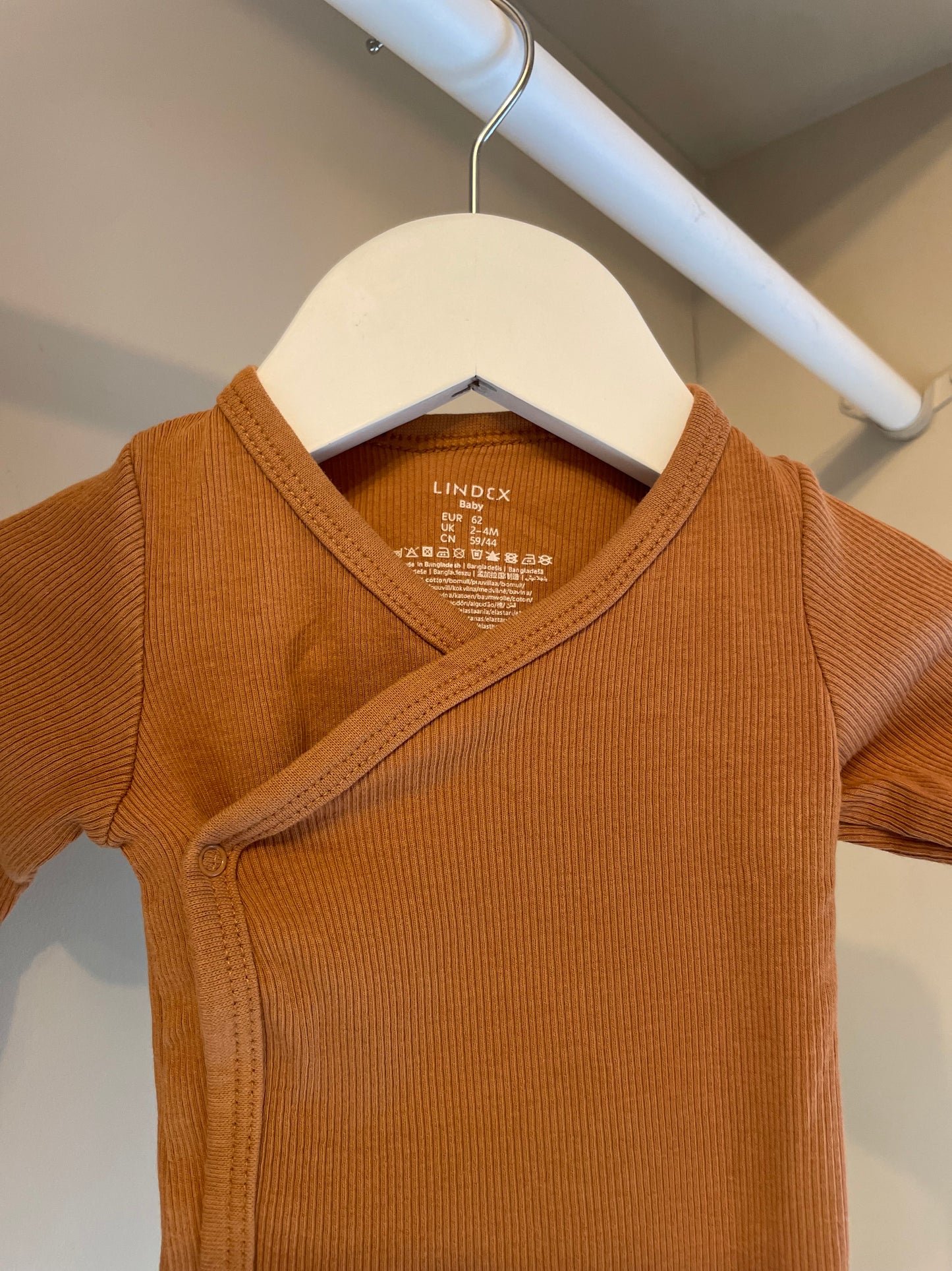 Body brun ribbad stl 62 (2-4 mån - Lindex