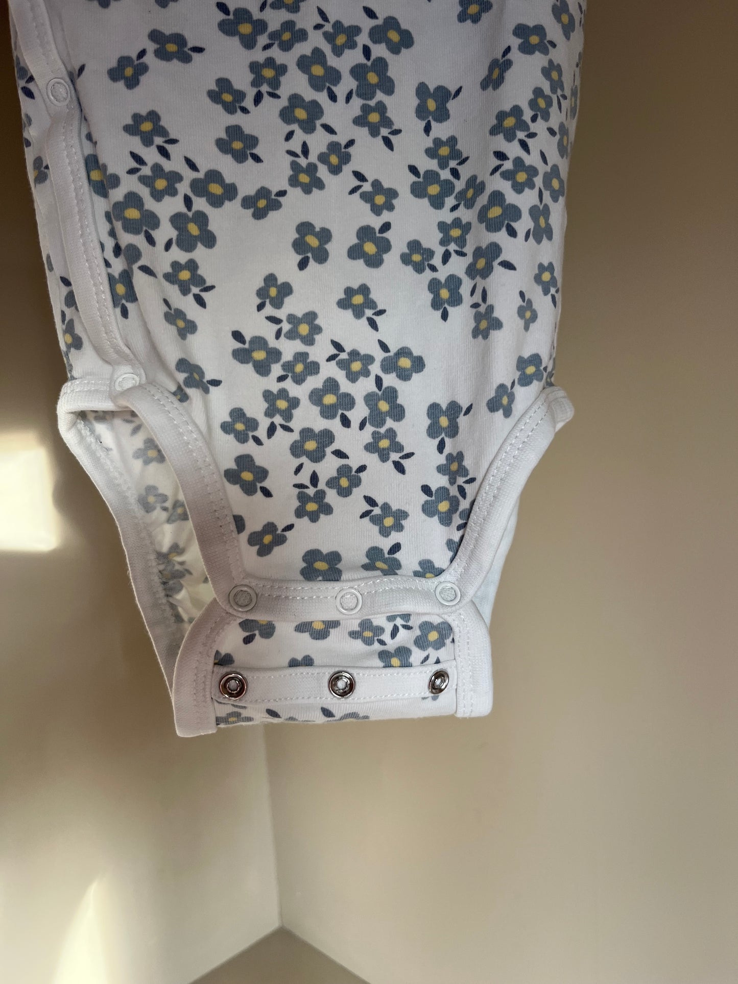 Body blommigt mönster stl 62 (2-4 mån) - Lindex