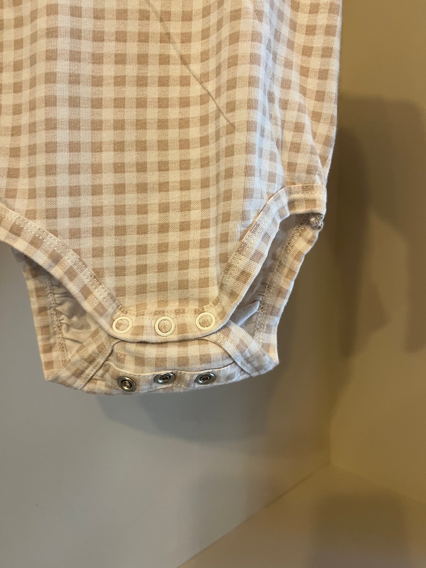 Body beige/vit rutig stl 74 (6-9 mån) - Newbie