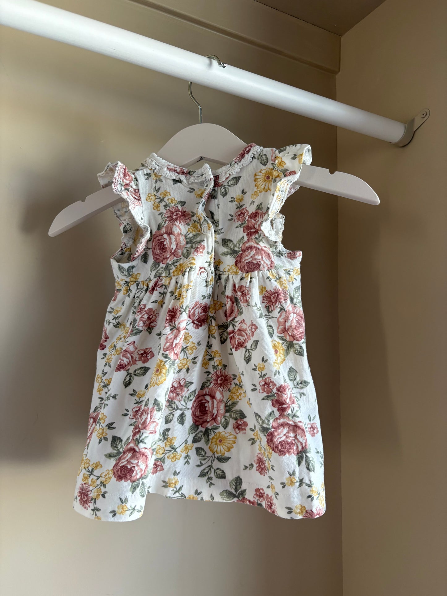 Klänning blommor stl 62 (2-4 mån) - Newbie