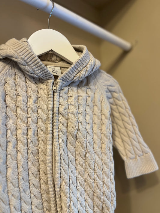 Stickad overall beige stl 68 (4-6 mån) - Polarn O. Pyret
