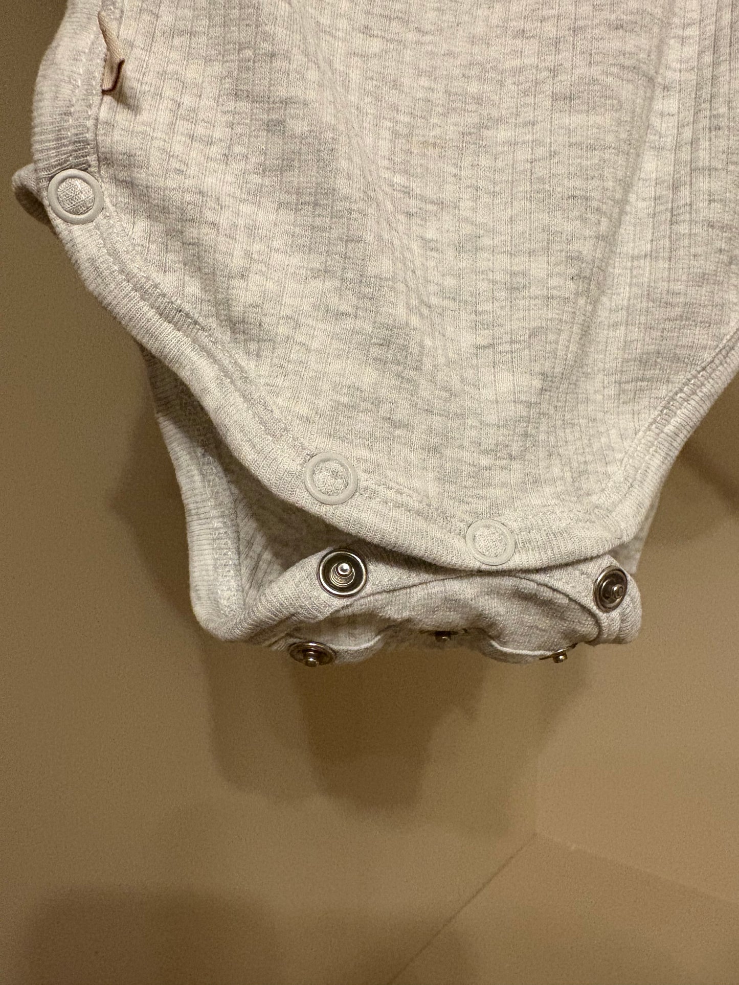 Set grått basic ribbat stl 68 (4-6 mån) - Rikiki