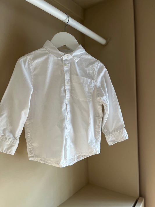 Skjorta vit klassisk stl 92 (1,5-2 år)