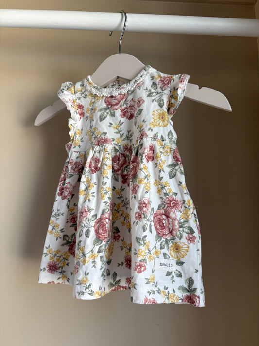 Klänning blommor stl 62 (2-4 mån) - Newbie
