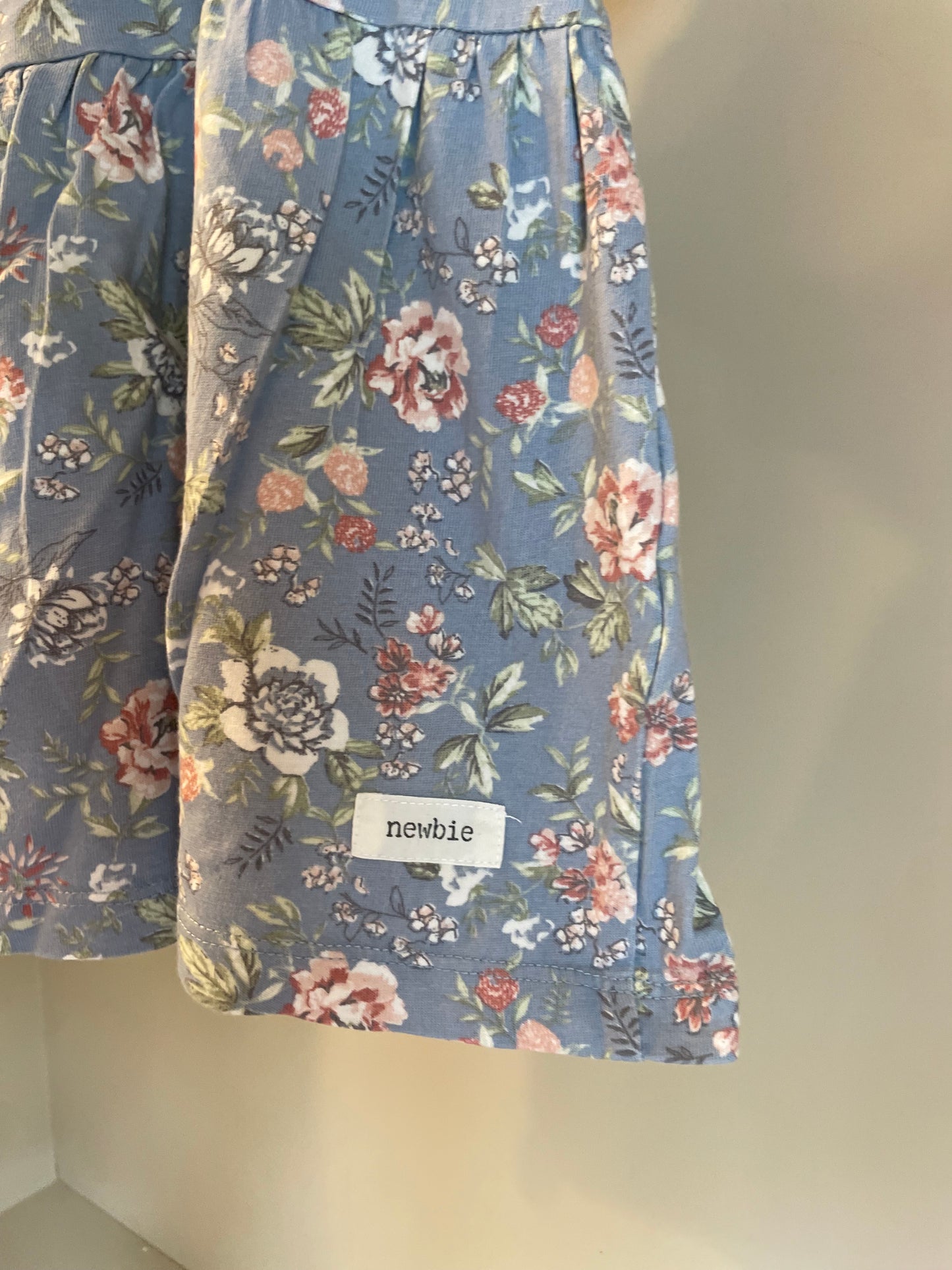 Klänning blå blommig stl 68 (4-6 mån) - Newbie