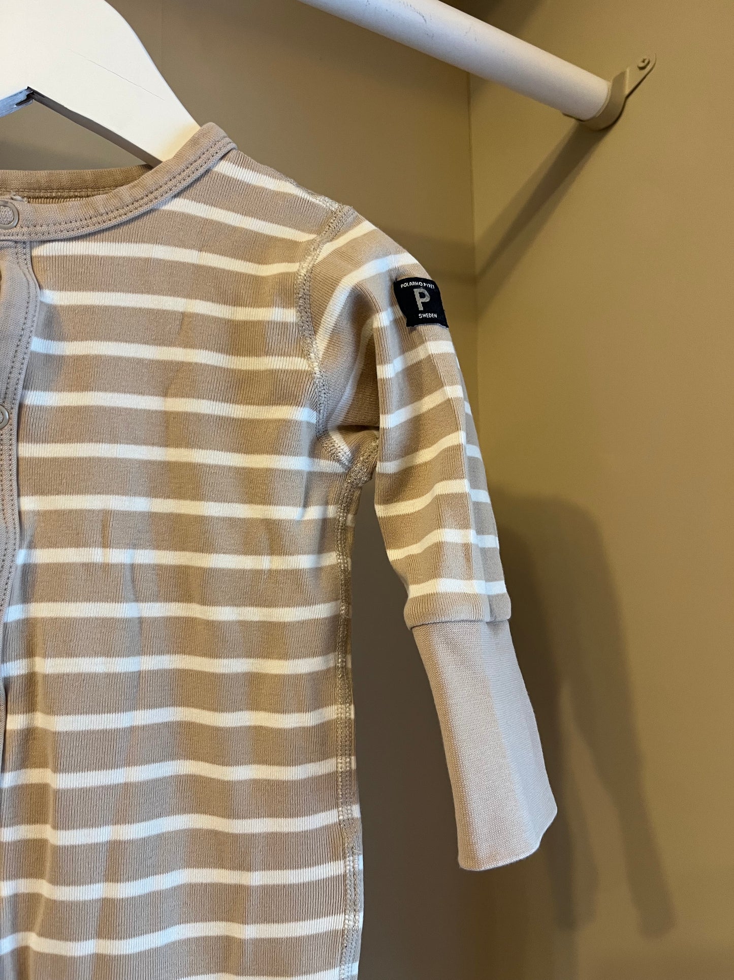 Pyjamas beige randig stl 62/68 - Polarn O. Pyret