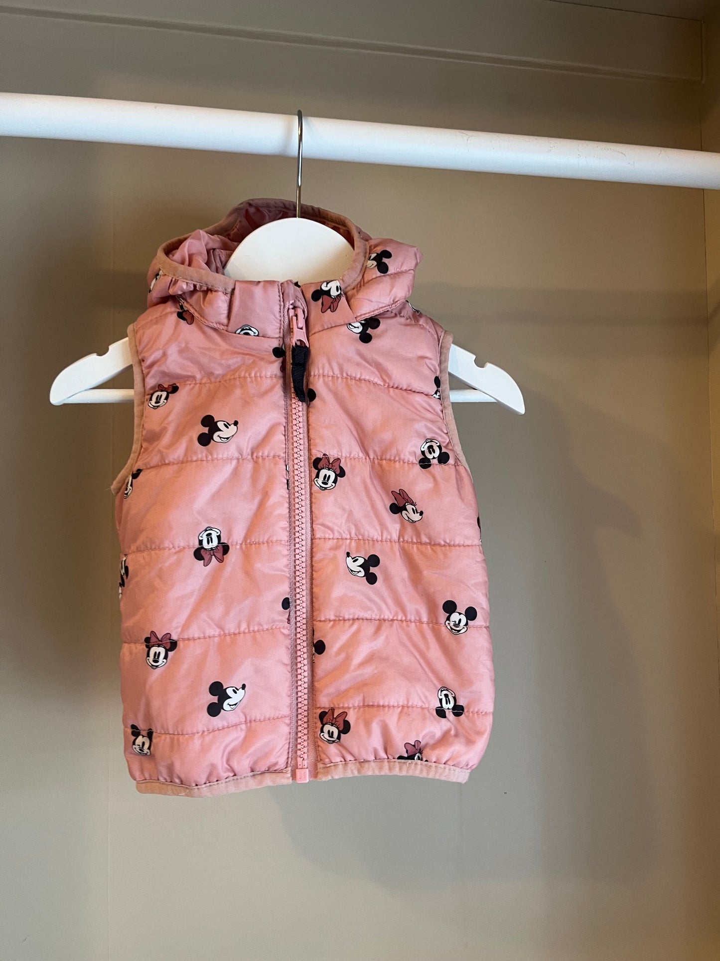 Väst mimmi stl 68 (4-6 mån) - H&M
