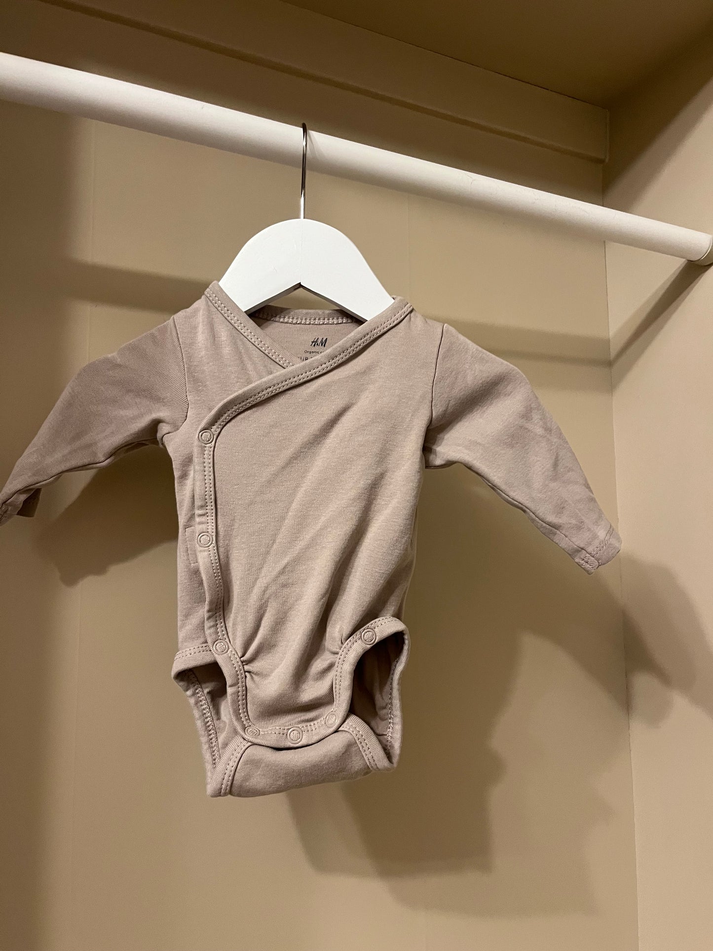 Body omlott beige stl 56 (1-2 mån) - H&M
