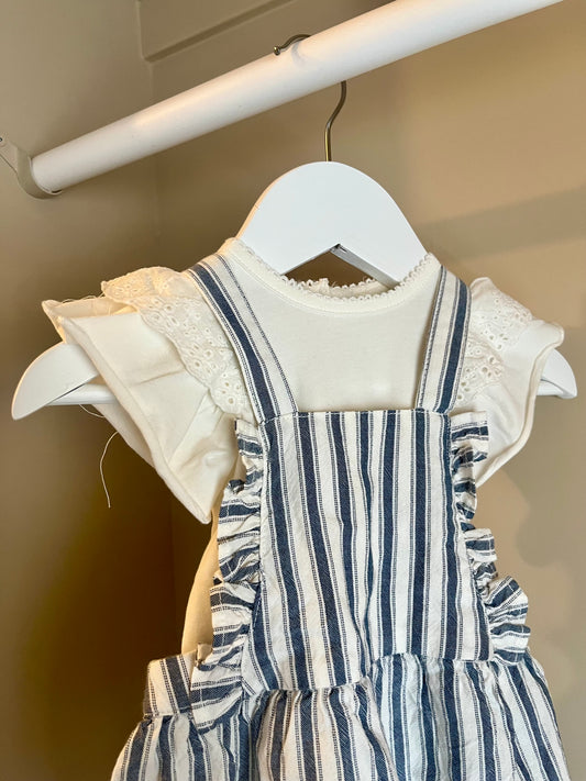 Hängselshorts m body stl 62 (2-4 mån) - Newbie