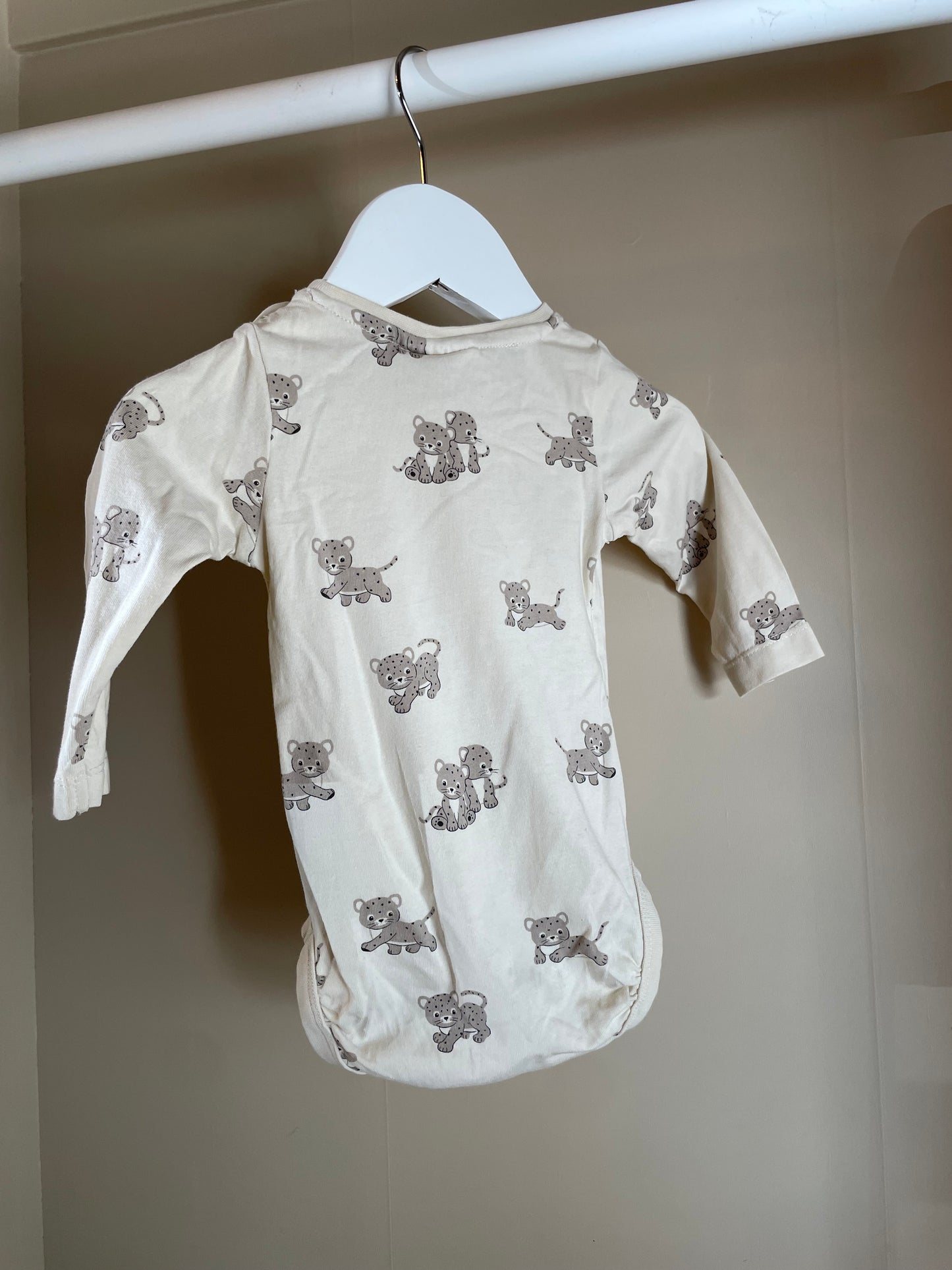 Body beige tigrar stl 62 (2-4 mån) - Kappahl