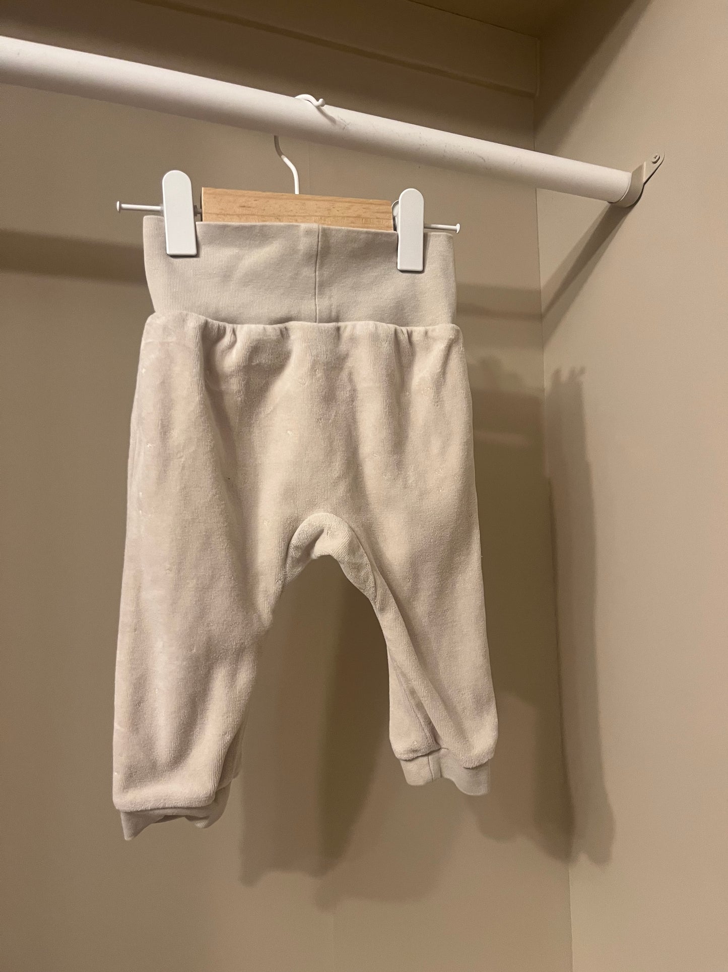 Set Luvtröja & byxa i velour stl 68 (4-6 mån) - Rikiki