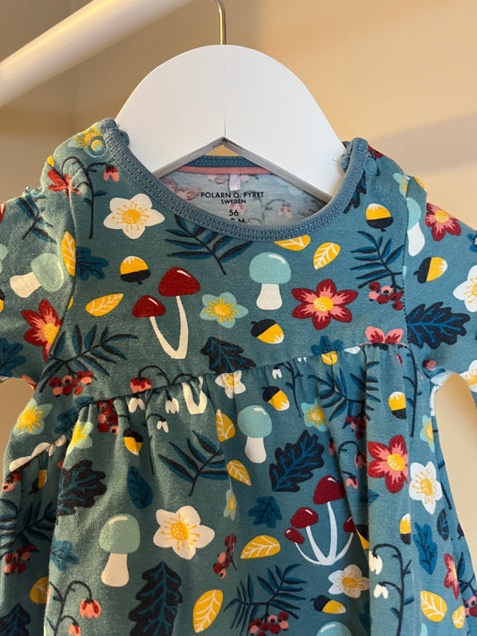 Klänning stl 56 (1-2 mån) - Polarn O. Pyret