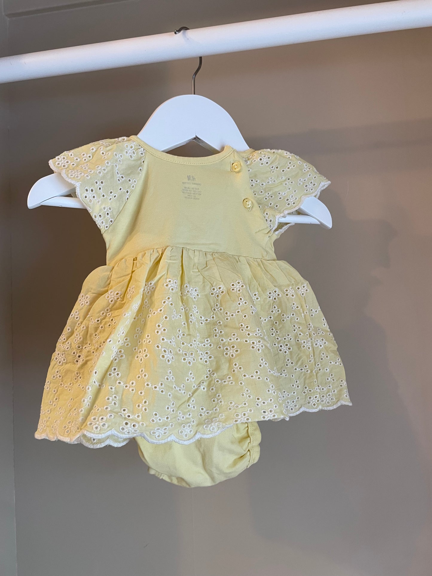 Klänning stl 56 (1-2 mån) - H&M
