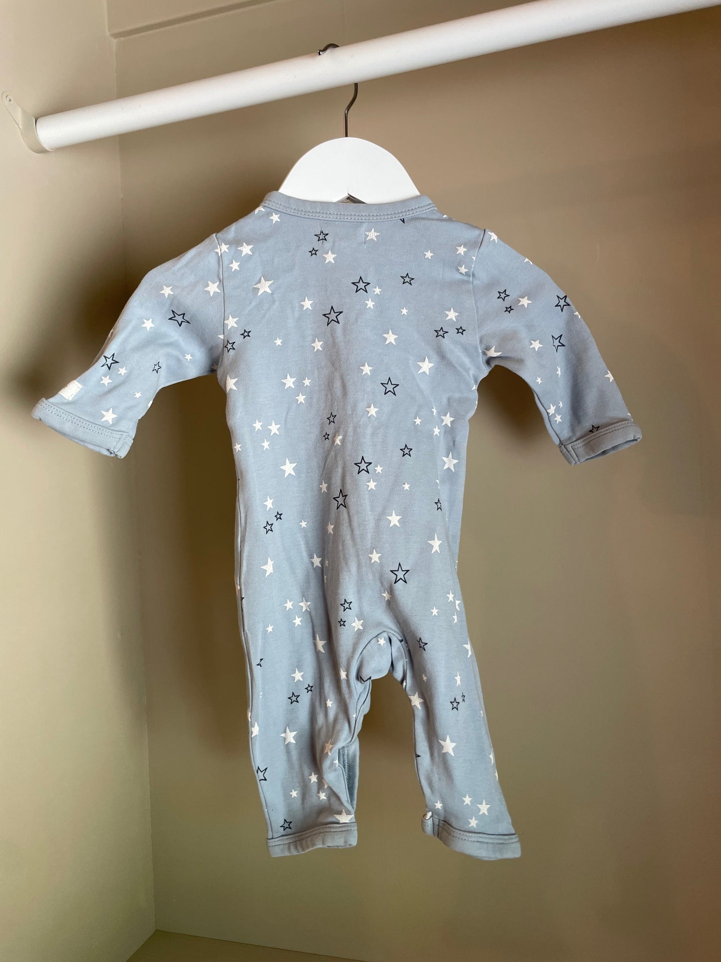 Pyjamas stl 56 (1-2 mån) - Newbie