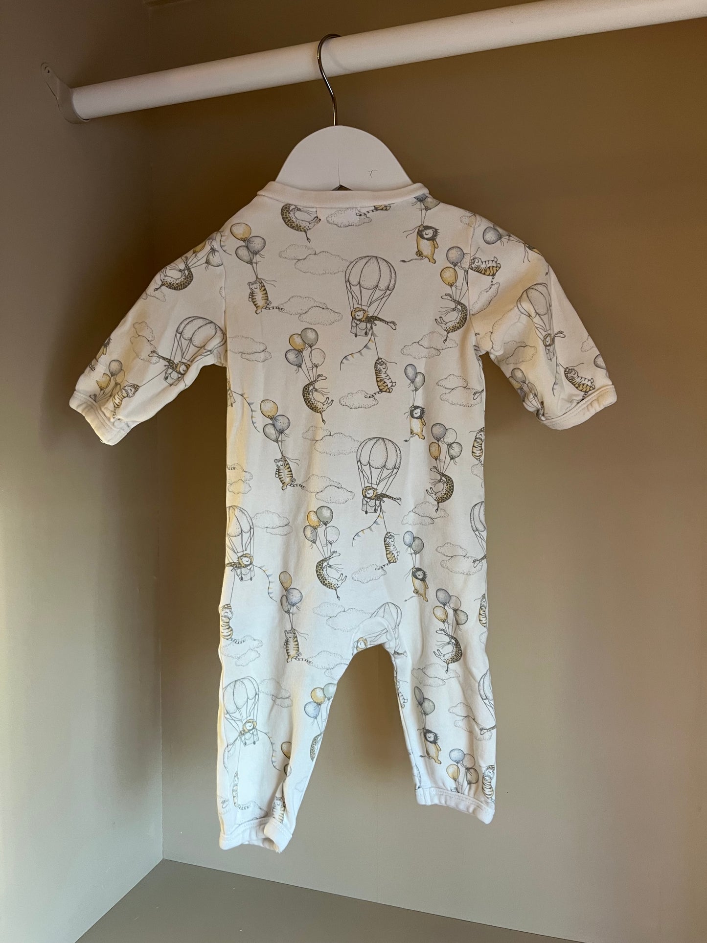 Pyjamas stl 62 (2-4 mån) - Newbie