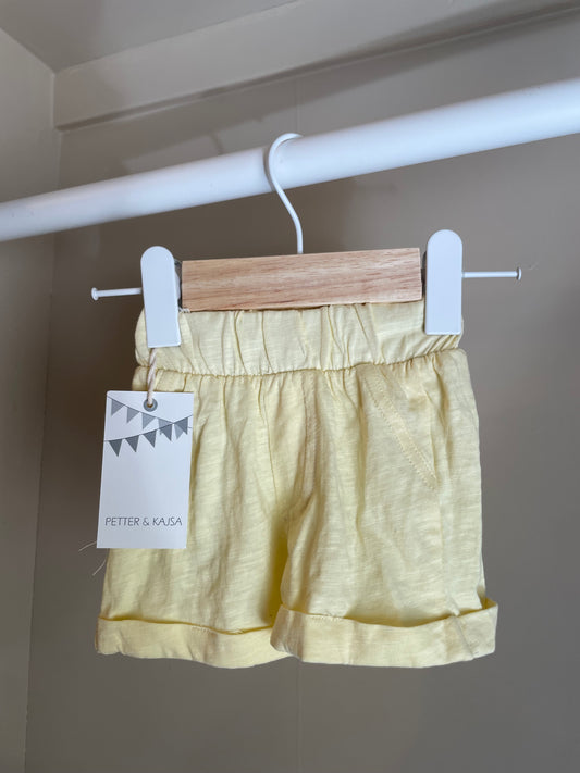 Shorts stl 50/56 (1-2 mån) - Petter & Kajsa