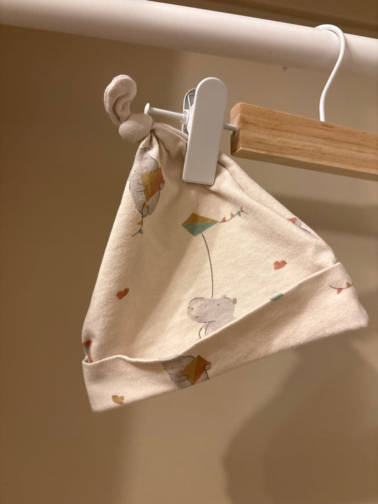 Tunn mössa Stl 56 (1-2 mån)