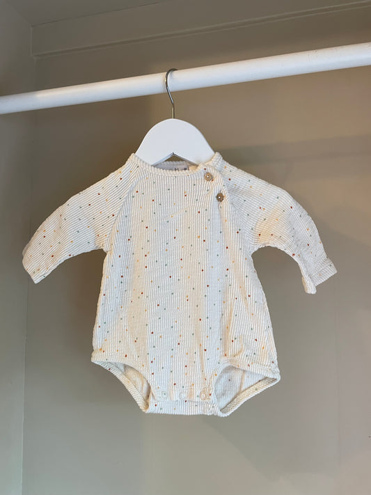 Body krämvit m prickar stl 56 (1-2 mån) - ZARA