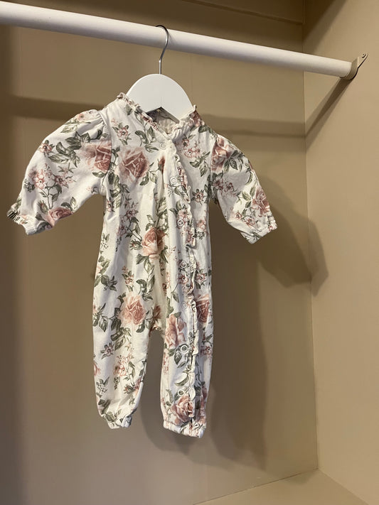 Pyjamas blommig stl 56 (1-2 mån) - Newbie