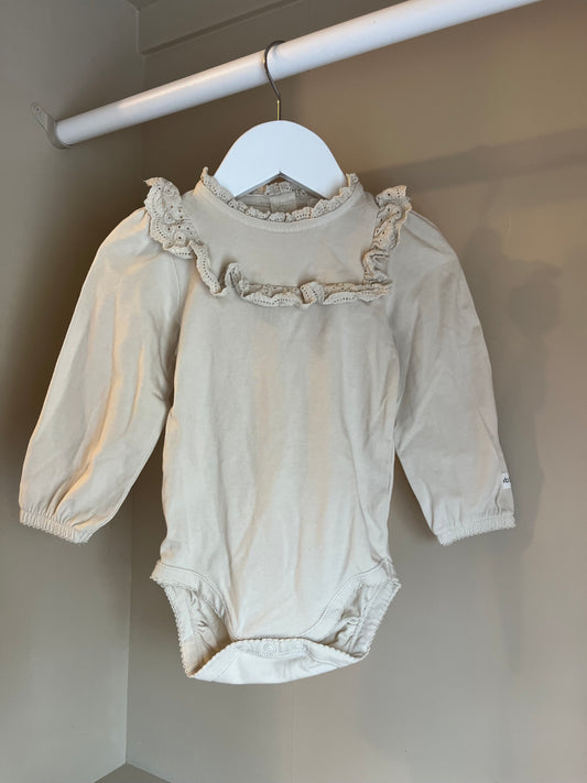 Body stl 74 (6-9 mån) - Newbie