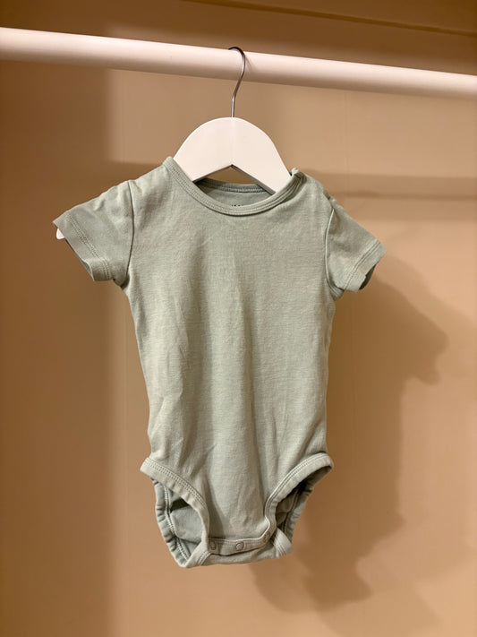 Body kortärmad grön stl 74