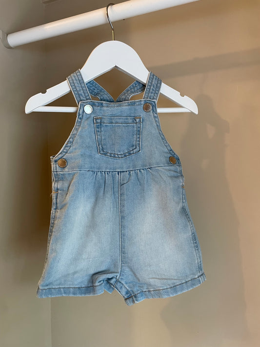 Hängselbyxor shorts stl 68 (4-6 mån) - H&M