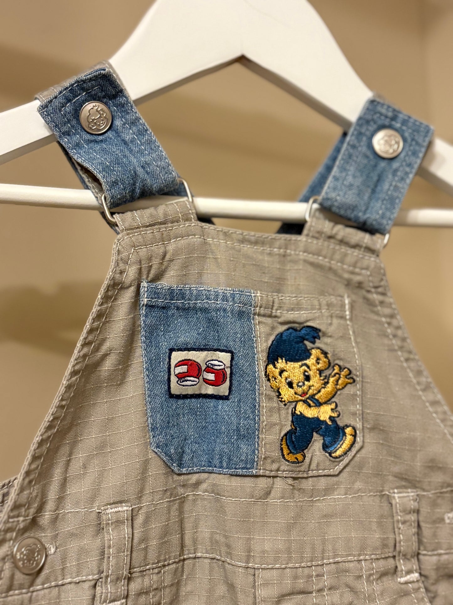 Hängselbyxor Bamse stl 68 (4-6 mån) - Bamse