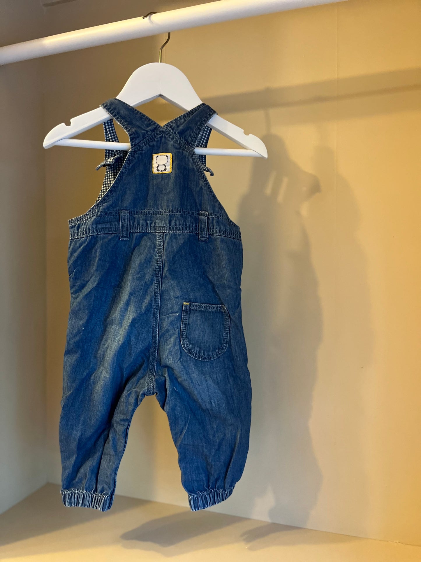 Hängselbyxor stl 68 (4-6 mån) - H&M