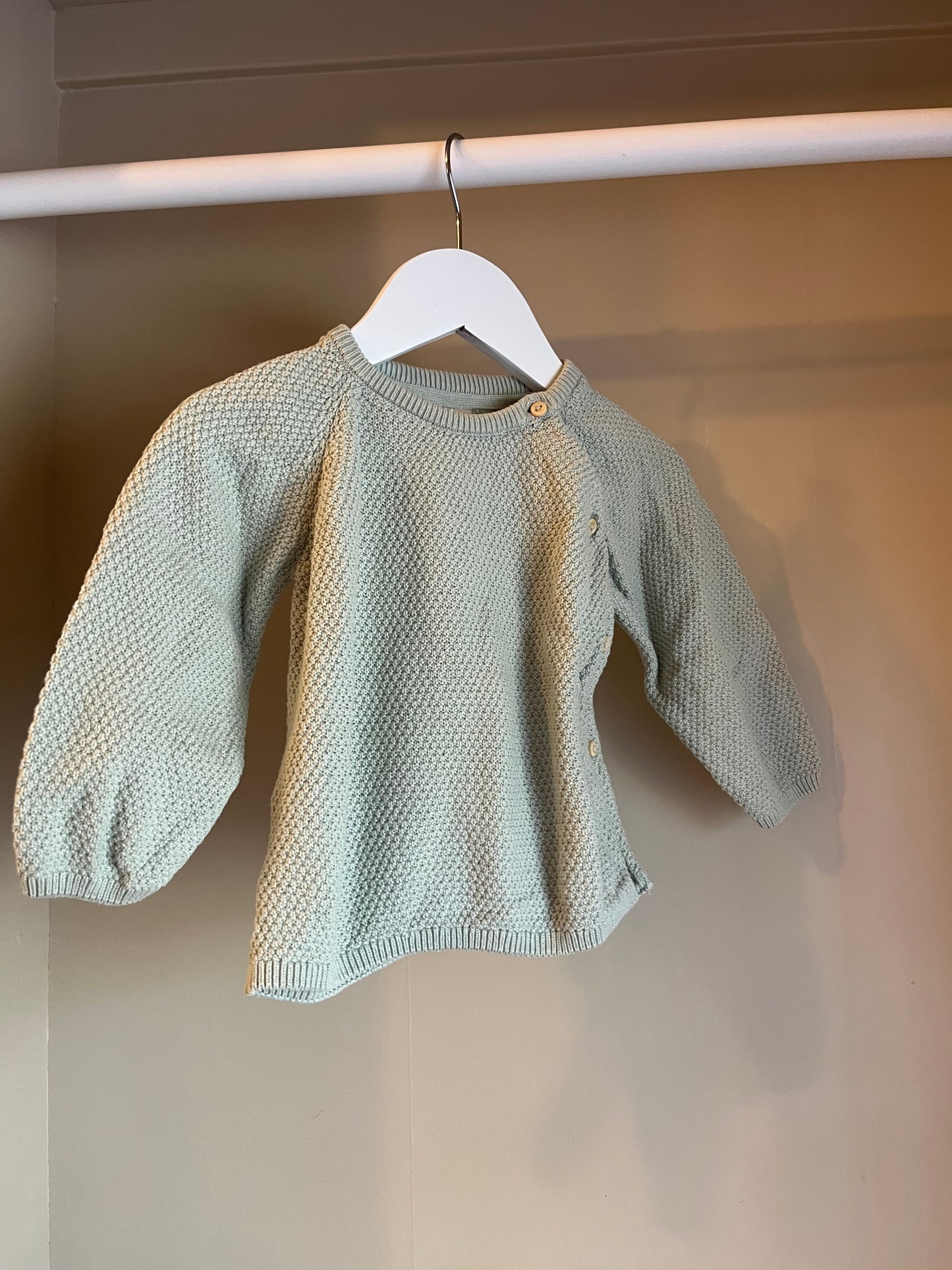 Stickad tröja stl 74 (6-9 mån) - H&M