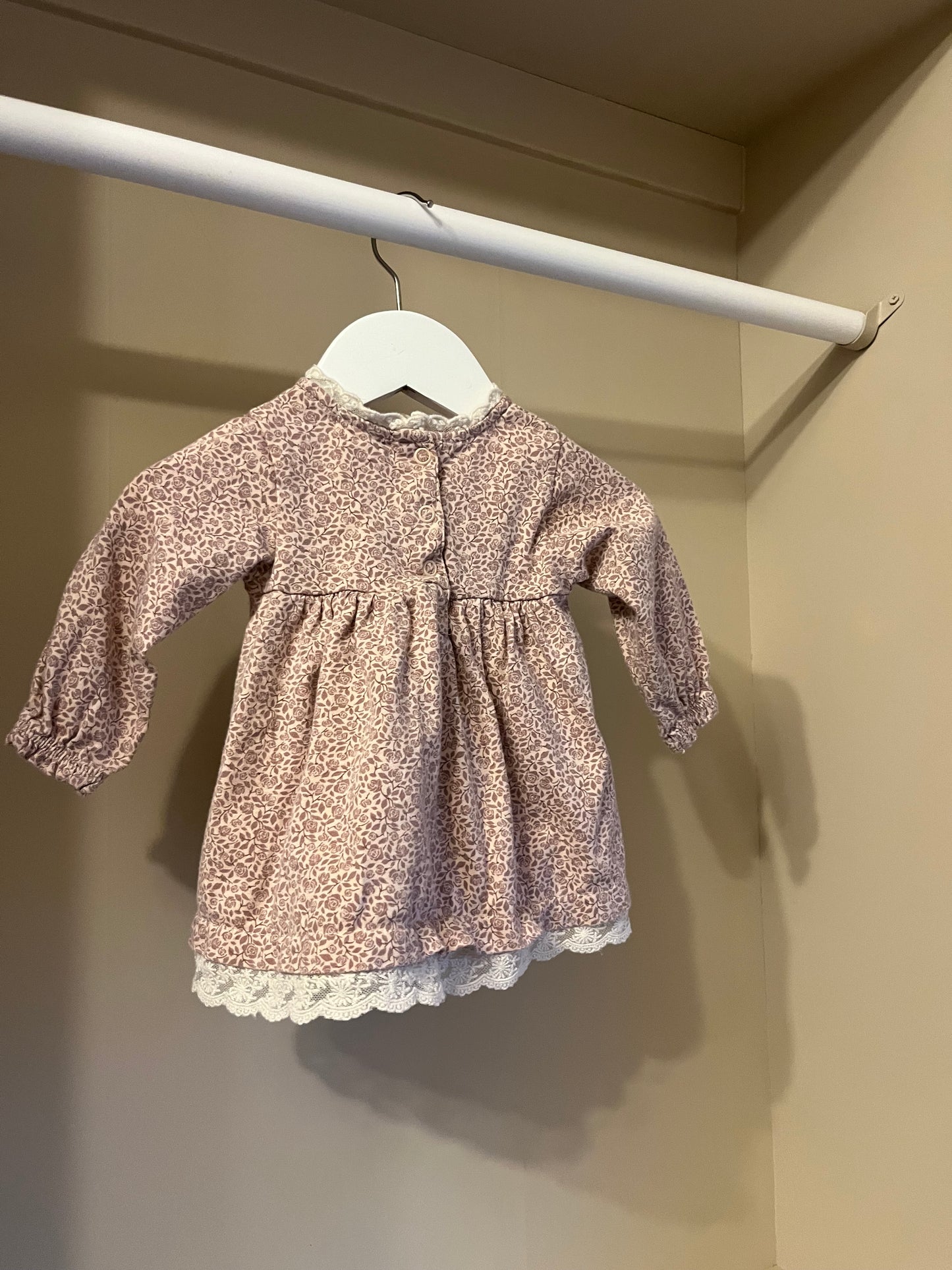 Klänning blommig stl 62 (2-4 mån) - Newbie