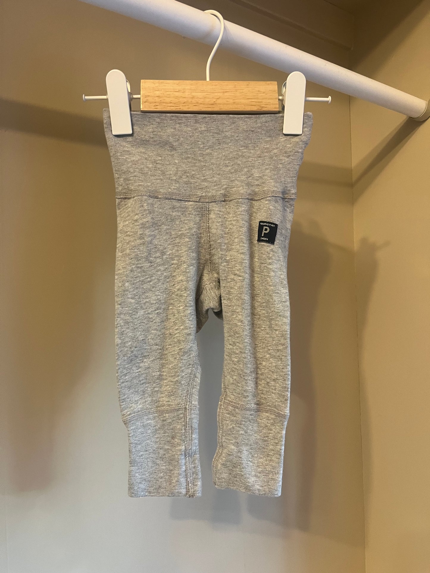 Byxor grå stl 50 (0-1 mån) - Polarn O. Pyret