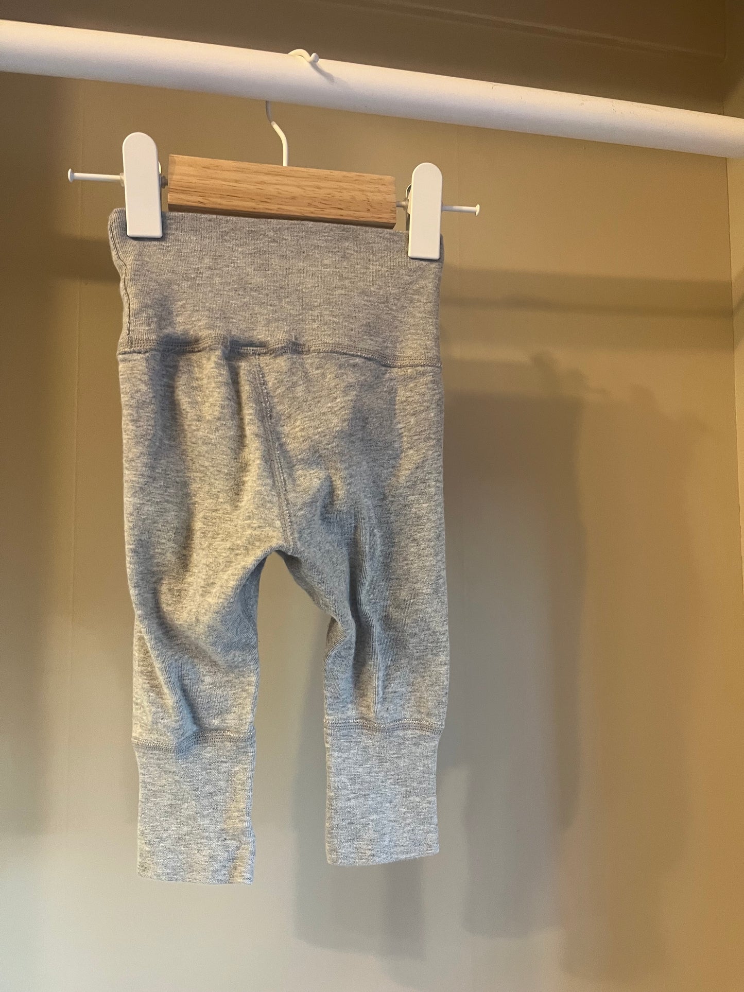 Byxor grå stl 50 (0-1 mån) - Polarn O. Pyret