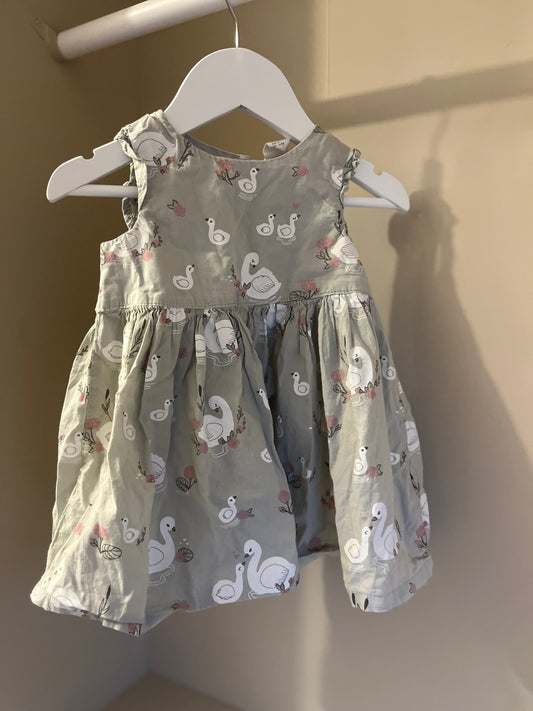 Klänning stl 68 (4-6 mån) - H&M