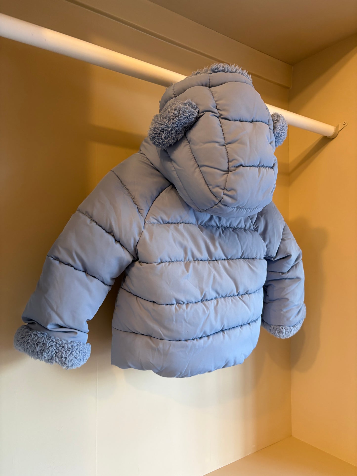 Vadderad jacka blå stl 80 - Mango