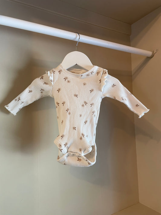 Body blommig stl 62 (2-4 mån) - Kappahl
