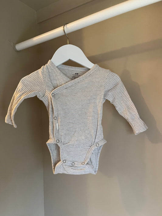 Body beige randig storlek 62 (2-4 mån) - H&M