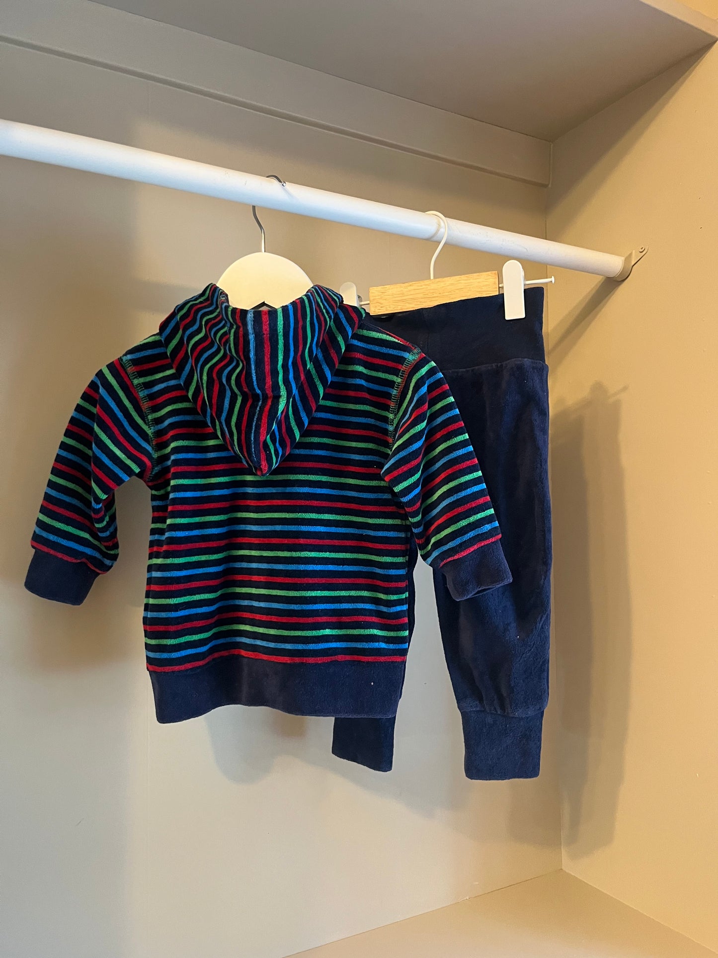 Set luvtröja+byxor Alfons stl 68 (4-6 mån) - Alfons åberg