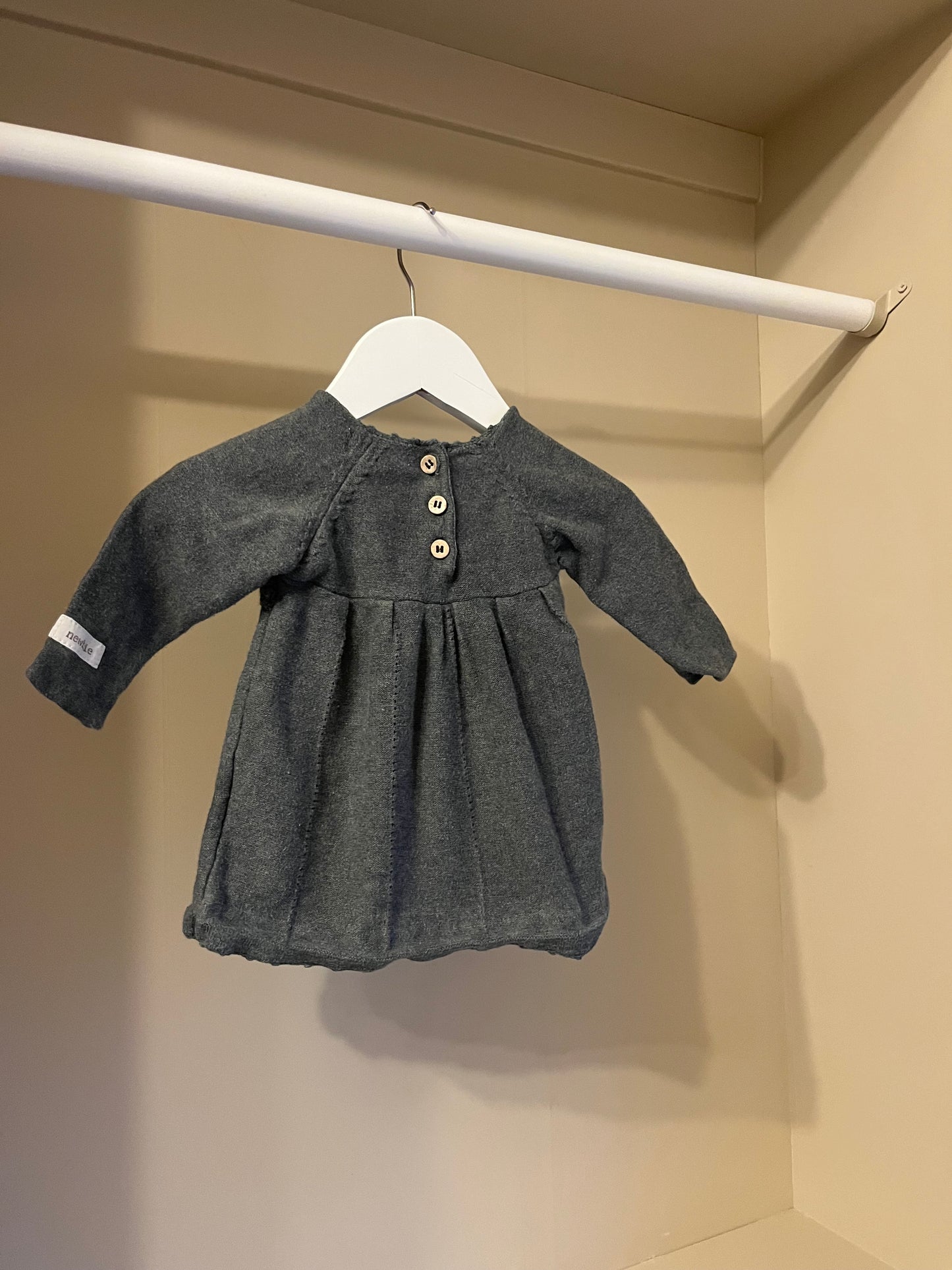 Klänning grå stl 62 (2-4 mån) - Newbie