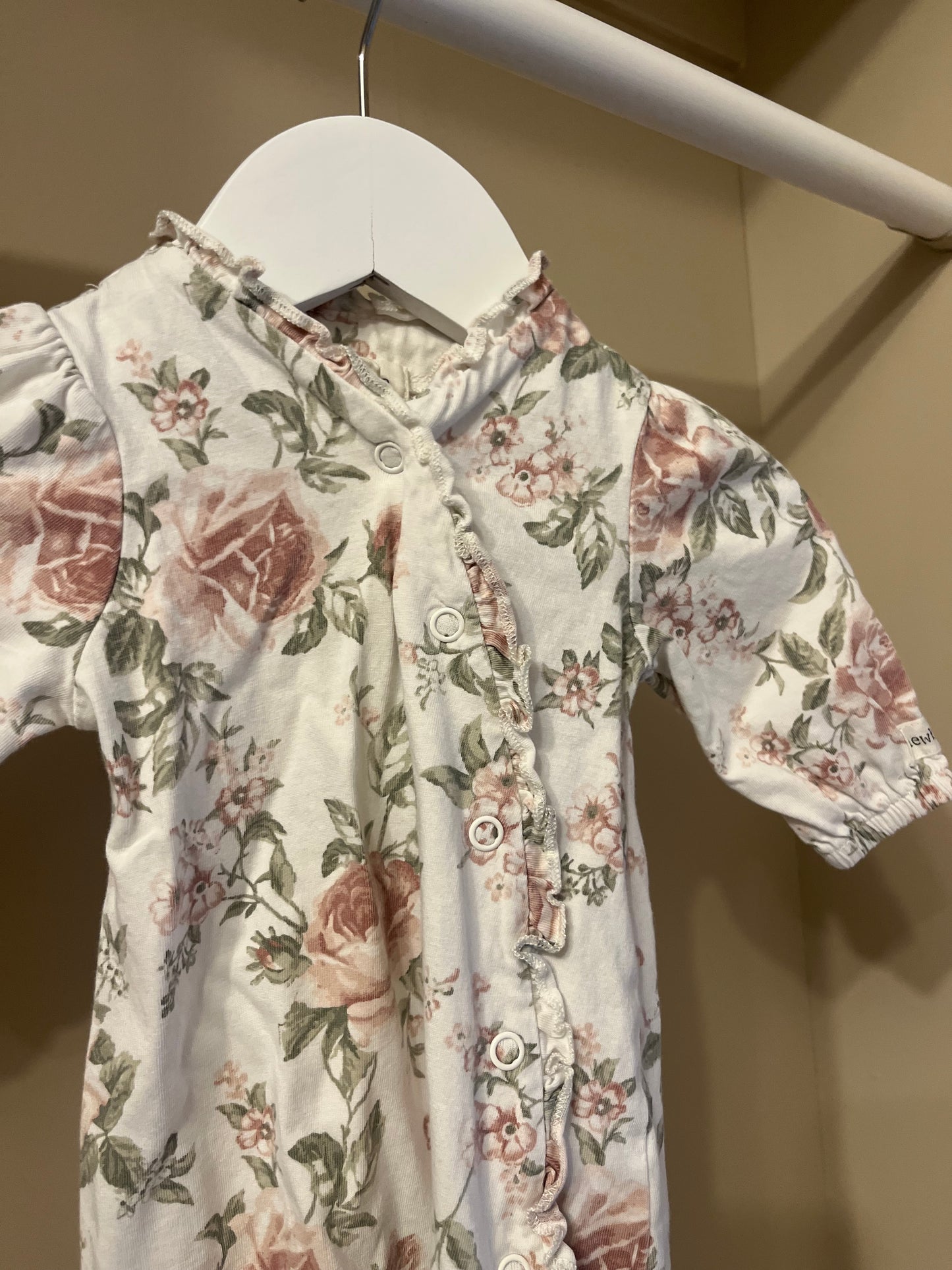 Pyjamas blommig stl 56 (1-2 mån) - Newbie