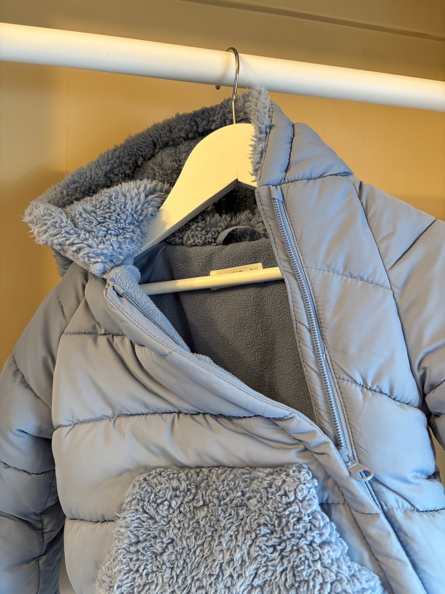 Vadderad jacka blå stl 80 - Mango