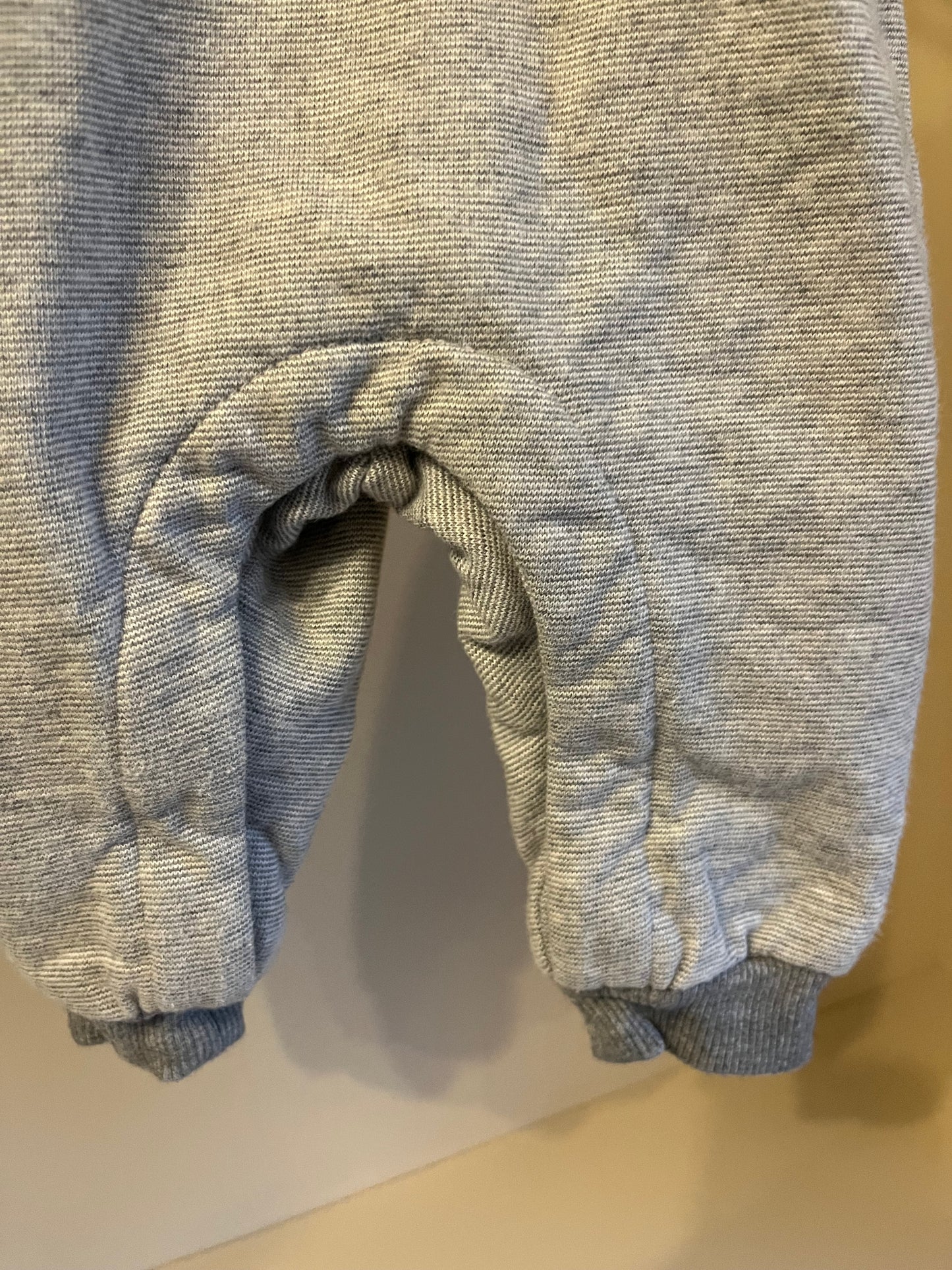 Hängselbyxor mjukis stl 68 (4-6 mån) - Newbie