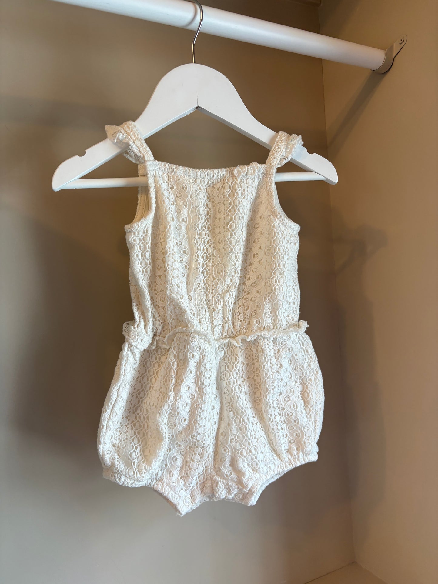Jumpsuit vit spets stl 74 (6-9 mån) - H&M