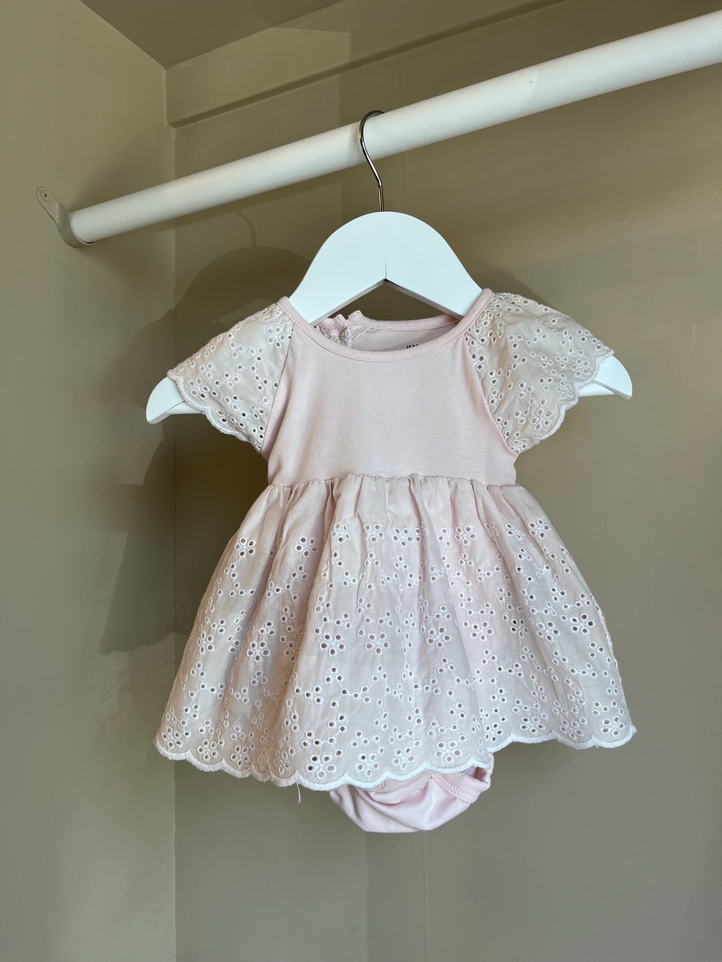 Klänning stl 56 (1-2 mån) - H&M