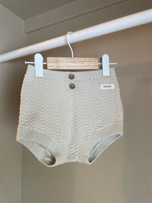 Stickade mini shorts storlek 74/80 (6-12 månader) - Newbie