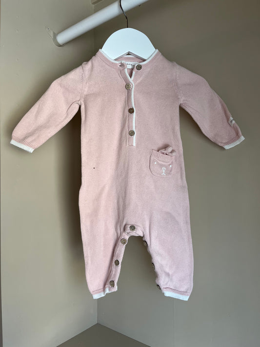 Stickad jumpsuit stl 56 (1-2 mån)
